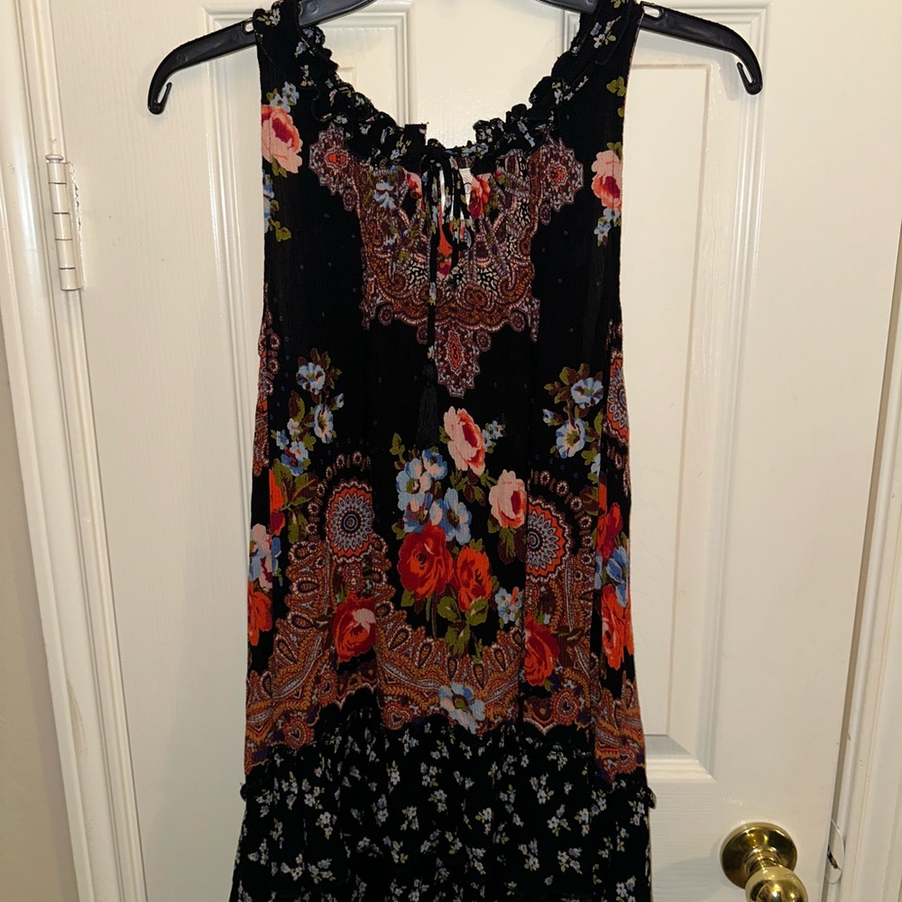 Bila Multicolor Floral Sleeveless Tunic